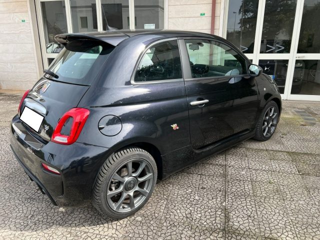 Abarth 595 1.4 Turbo T-Jet 165 CV, del 2022, 51.545 km, in vendita a Alberobello (BA)