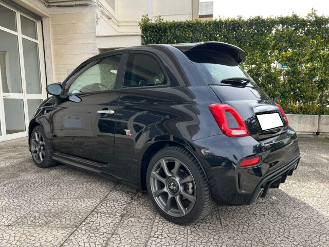 Abarth 595 1.4 Turbo T-Jet 165 CV, del 2022, 51.545 km, in vendita a Alberobello (BA)