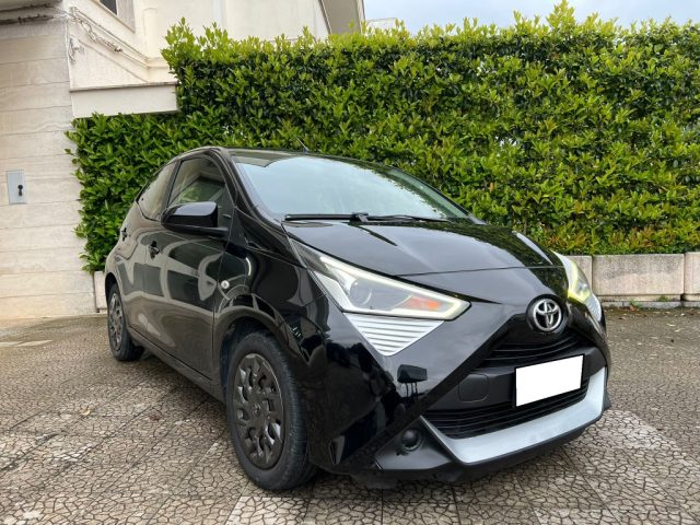 Toyota Aygo Connect 1.0 5 porte Automatica usato a ALBEROBELLO