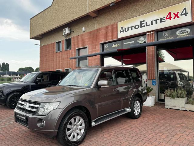 Mitsubishi Pajero 7 POSTI TETTO AUTOM. 3.2 DI-D 16V aut. 5p. usato a ROVELLO PORRO