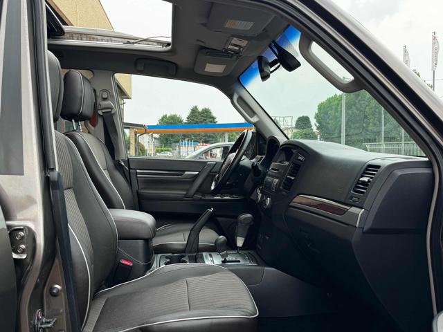 Mitsubishi Pajero 7 POSTI TETTO AUTOM. 3.2 DI-D 16V aut. 5p. - foto 2 di 4