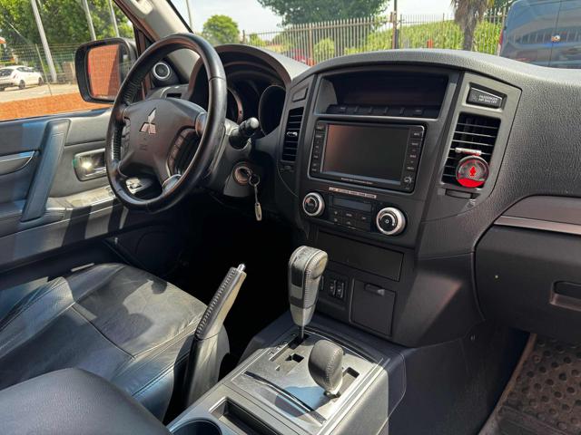 Mitsubishi Pajero 3.2 DI-D 16V aut. 3p. TAGLIANDATA GOMME NUOVE - foto 3 di 4