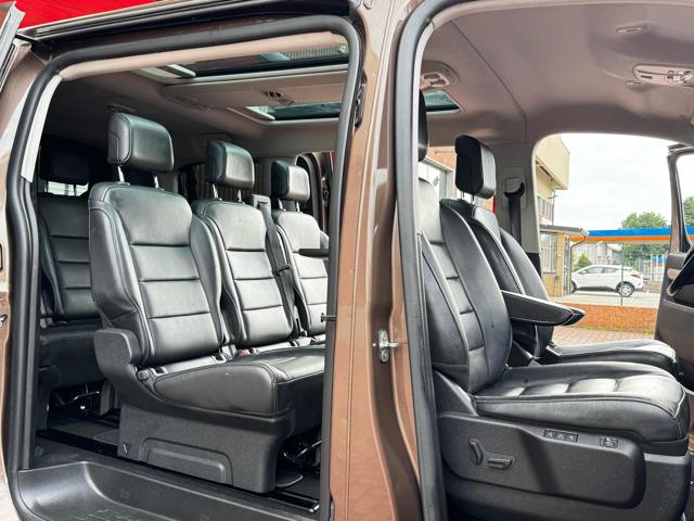 Toyota Proace Verso NETTO IVA porte elettriche tetto panaram 180 cv - foto 2 di 4