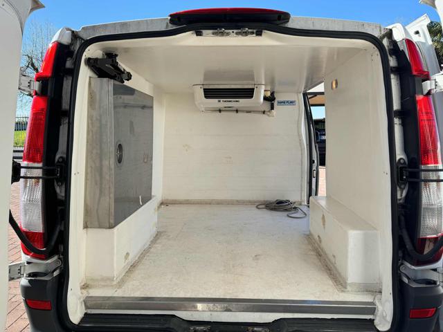 Mercedes-Benz Vito 4x4 FRIGO AUTOMATICO GANCIO TRAINO - foto 3 di 4