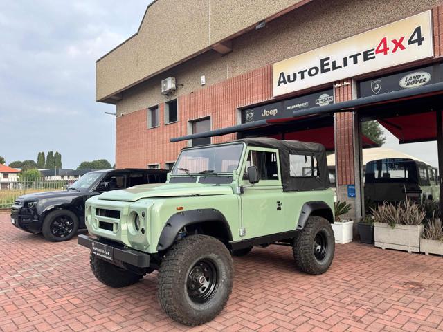 Land Rover Defender 3.5 V8 CABRIO DA OMOLOGARE PER EXPORT, del 1985, 86.500 km, in vendita a Rovello Porro (CO)
