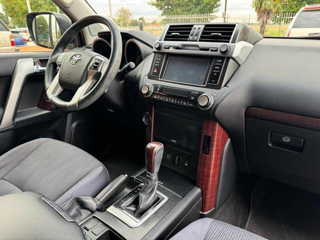 Toyota Land Cruiser 2.8 D4-D 3 porte automatica full optional - foto 3 di 4