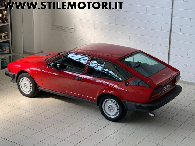 Alfa Romeo GTV 6 2.5i 100% CONSERVATA ASI TARGA ORO usato a PORDENONE
