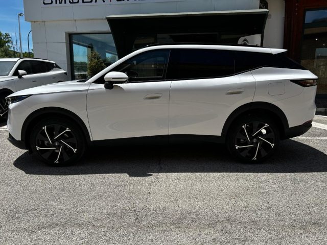 Omoda 7 SHS-P 1.5 SHS-P plug-in Hybrid Premium - foto 2 di 4