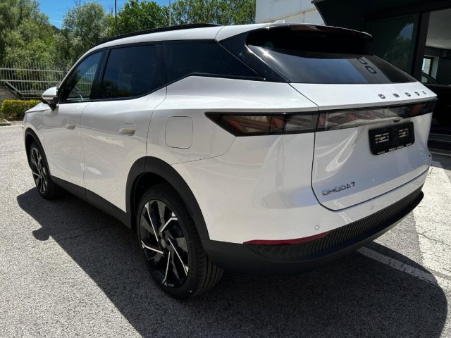 Omoda 7 SHS-P 1.5 SHS-P plug-in Hybrid Premium - foto 3 di 4