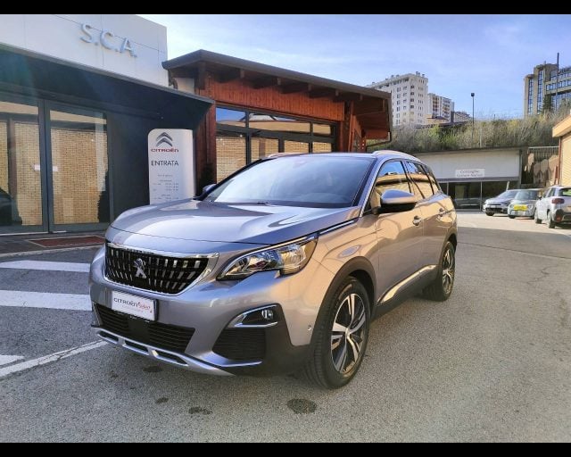 Peugeot 3008 2ª serie - BlueHDi 130 S&S EAT8 Allure, del 2020, 100.449 km, in vendita a Potenza (PZ)