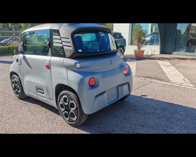 Citroen Ami (2021) - My Pack Blue - foto 3 di 4