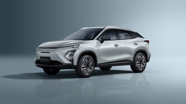 Omoda 5 EV 61,1 kWh - PURE nuovo a POTENZA