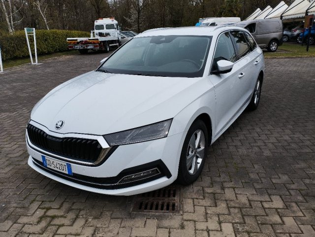 Skoda Octavia 2.0 TDI EVO SCR 150 CV DSG Wagon Executive usato a MASSERANO