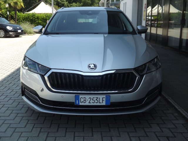 Skoda Octavia iV 1.4 TSI Plug-In Hybrid DSG Wagon Style usato a MASSERANO