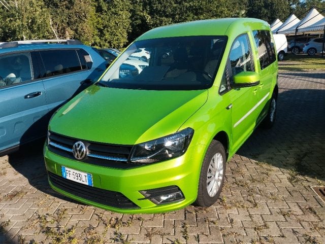 Volkswagen Caddy 2.0 TDI 102 CV Trendline, del 2016, 244.000 km, in vendita a Masserano (BI)