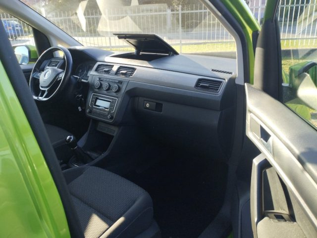 Volkswagen Caddy 2.0 TDI 102 CV Trendline - foto 3 di 4
