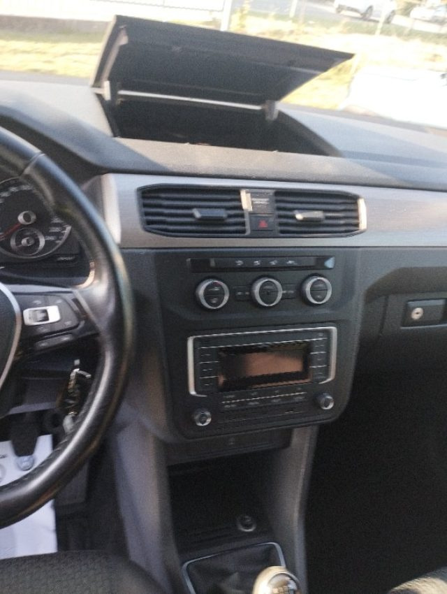 Volkswagen Caddy 2.0 TDI 102 CV Trendline - foto 4 di 4