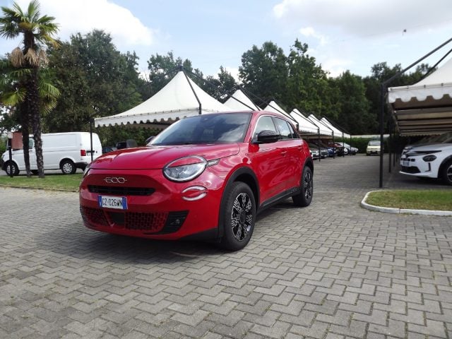 Fiat 600 Hybrid 145 CV DCT MHEV, del 2025, 35.379 km, in vendita a Masserano (BI)