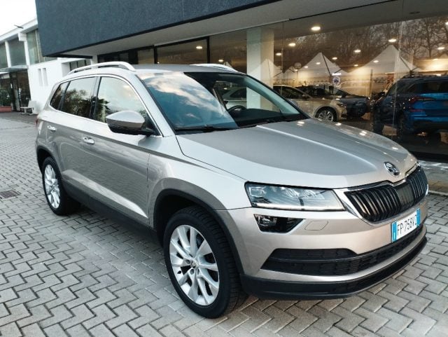 Skoda Karoq 2.0 TDI SCR 4x4 DSG Style - foto 2 di 4