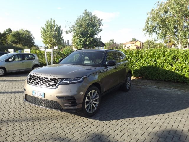 Land Rover Range Rover Velar 2.0D I4 240 CV, del 2017, 205.016 km, in vendita a Masserano (BI)