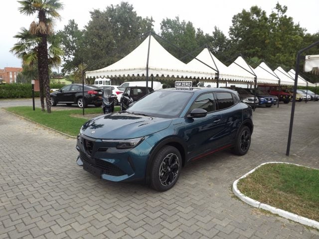 Alfa Romeo Junior 1.2 145 CV Hybrid eDCT6, del 2025, 85 km, in vendita a Masserano (BI)