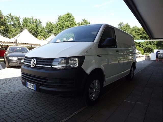 Volkswagen Transporter 2.0 TDI 102CV PC Furgone Eu6 - foto 2 di 4