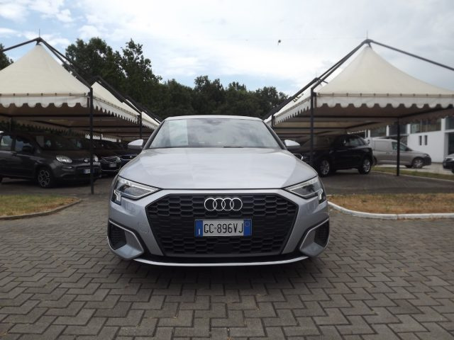 Audi A3 SPB 35 TFSI Business Advanced - foto 2 di 4