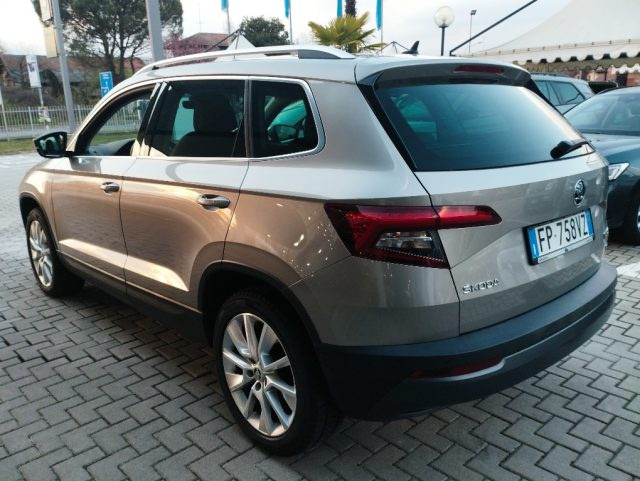 Skoda Karoq 2.0 TDI SCR 4x4 DSG Style usato a MASSERANO