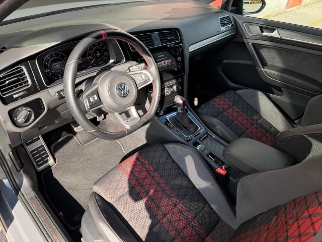 Volkswagen Golf GTI 2.0 TSI TCR Akrapovic DSG Service VW - foto 4 di 4