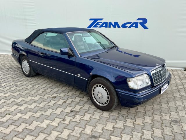 Mercedes-Benz E 200 cat Cabriolet UNICOPROPRIETARIO, ASI usato a CROCETTA DEL MONTELLO