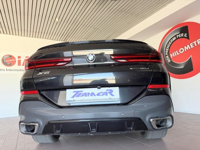BMW X6 xDrive30d 48V Msport Tettuccio, del 2024, 25.685 km, in vendita a Crocetta Del Montello (TV)