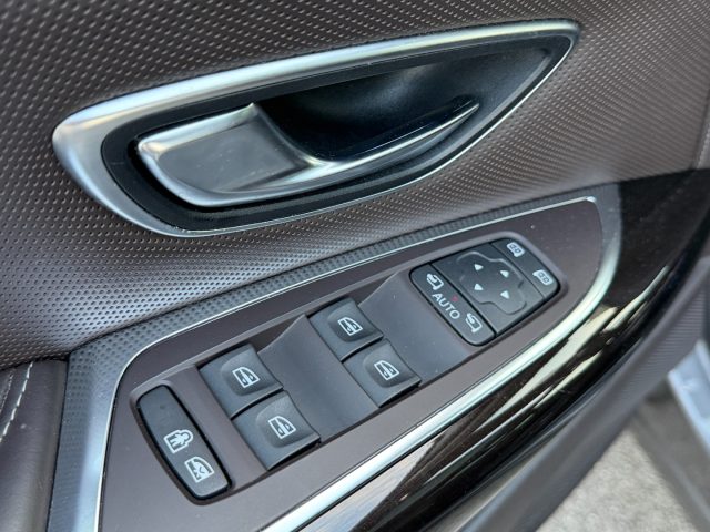 Renault Espace dCi EDC Energy Initiale Paris 4Control 7POSTI usato a CROCETTA DEL MONTELLO