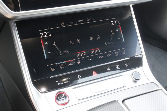 Audi RS6 Avant 4.0 TFSI V8 Carboceramic/Carbonio, del 2021, 73.337 km, in vendita a Crocetta Del Montello (TV)