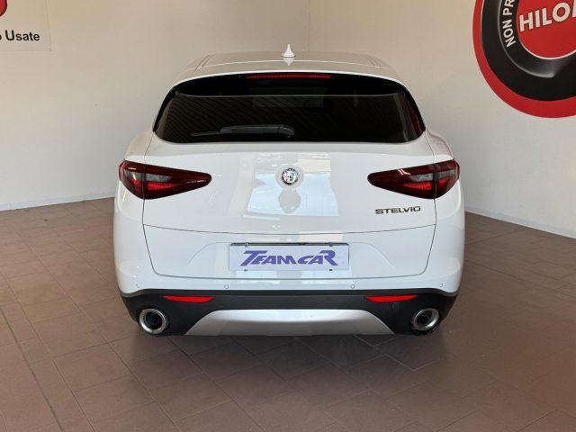 Alfa Romeo Stelvio 2.2 Turbodiesel 180 CV AT8 Super - foto 4 di 4