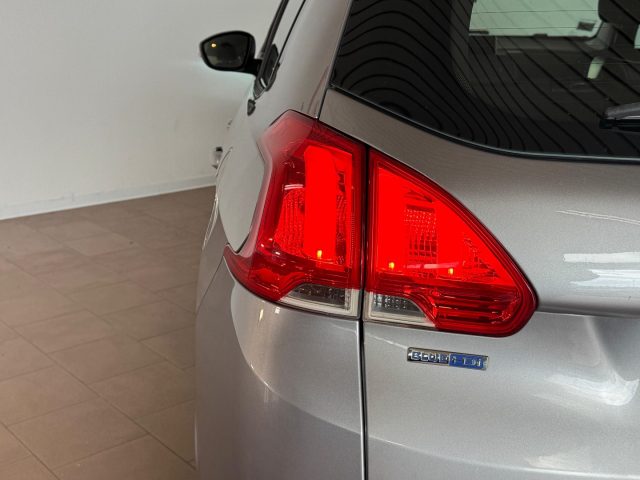 Peugeot 2008 1° serie BlueHDi 100 Allure OK Neopatentati, del 2015, 158.730 km, in vendita a Crocetta Del Montello (TV)