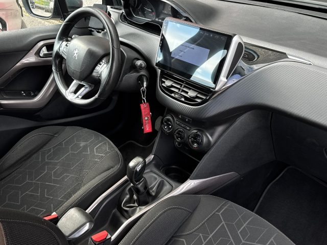 Peugeot 2008 1° serie BlueHDi 100 Allure OK Neopatentati, del 2015, 158.730 km, in vendita a Crocetta Del Montello (TV)