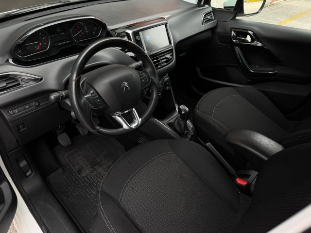 Peugeot 208 PureTech Navi Unicoprop. Iva esposta, Ok Neopat. usato a CROCETTA DEL MONTELLO