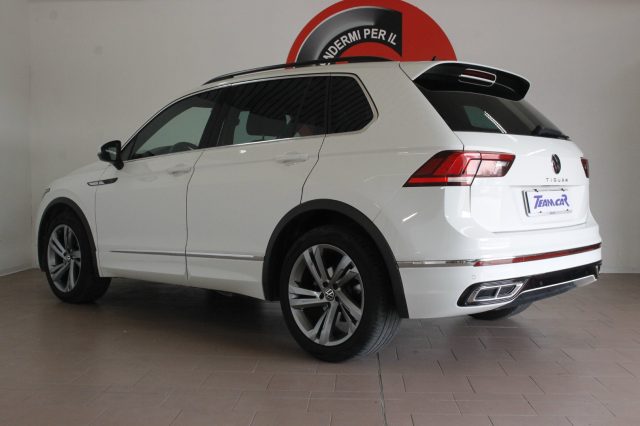 Volkswagen Tiguan 1.5 TSI 150CV DSG IQ.LIGHT R-Line Unicoprop. - foto 4 di 4