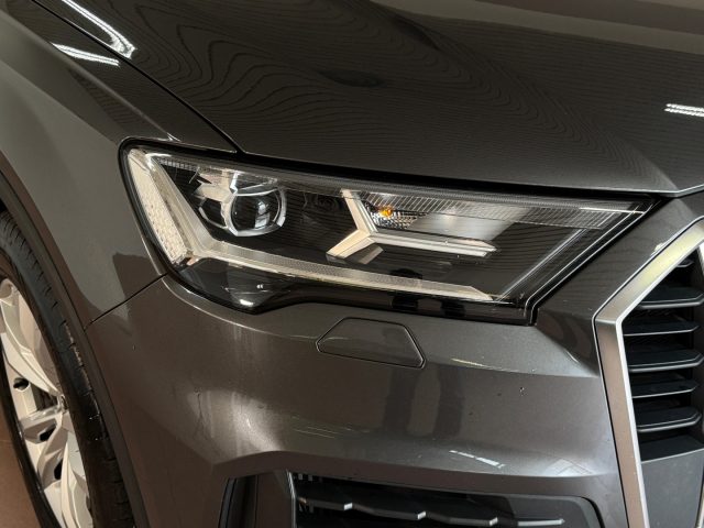 Audi Q7 55TFSIe Business, Tetto, Pelle,Plug-in,Unicoprop. usato a CROCETTA DEL MONTELLO