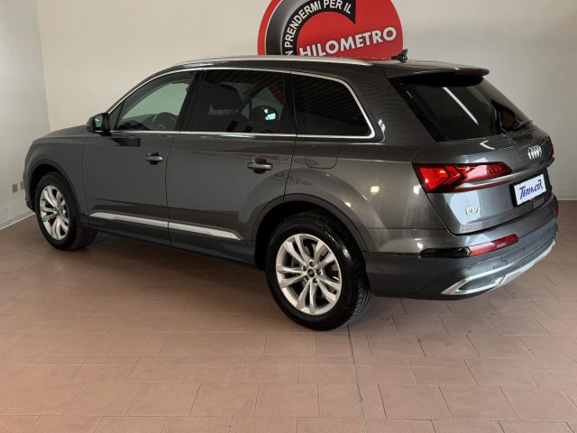 Audi Q7 55TFSIe Business, Tetto, Pelle,Plug-in,Unicoprop. - foto 3 di 4