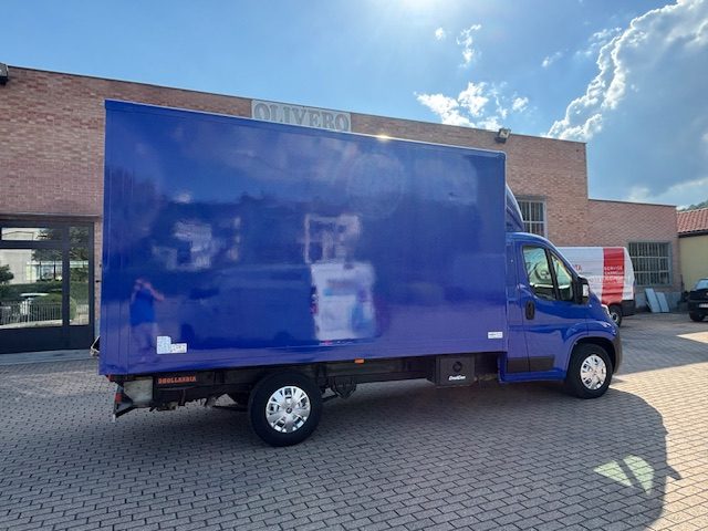 Peugeot Boxer 335 2.2 BlueHDi 165cv boxato con sponda idraulica - foto 4 di 4