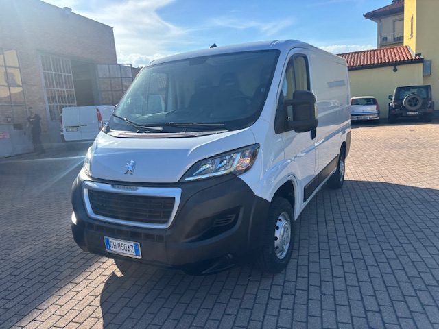 Peugeot Boxer 330 2.2 BlueHDi 140 S&S PC-TN Furgone - foto 2 di 4