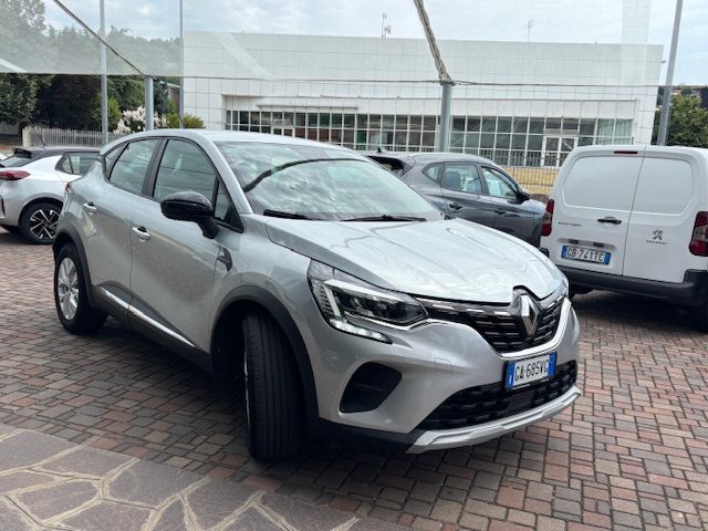 Renault Captur TCe 100 CV Zen - foto 3 di 4