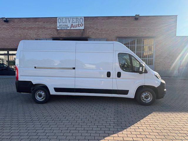 Peugeot Boxer 35 2.2 BlueHDi 140 S&S L3H2 Furgone - foto 2 di 4