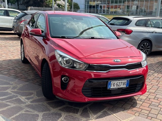 Kia Rio 1.4 CRDi 90CV 5 porte Cool - foto 3 di 4