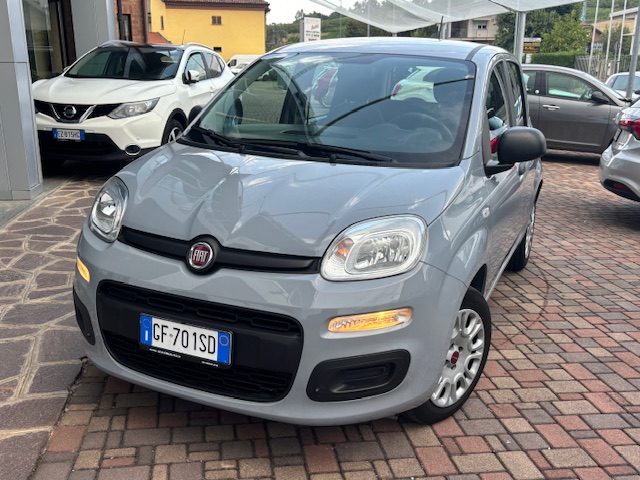 Fiat Panda 1.0 FireFly S&S Hybrid - foto 2 di 4