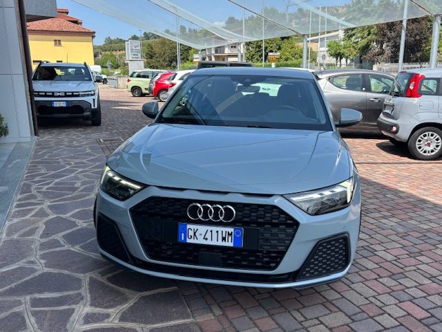 Audi A1 sportback 25 TFSI Admired - foto 2 di 4