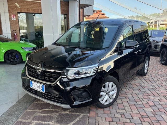 Renault Kangoo 1.5 Blue dCi 115 CV Techno AUTOCARRO N1 5 POSTI, del 2025, 29.000 km, in vendita a Guarene (CN)