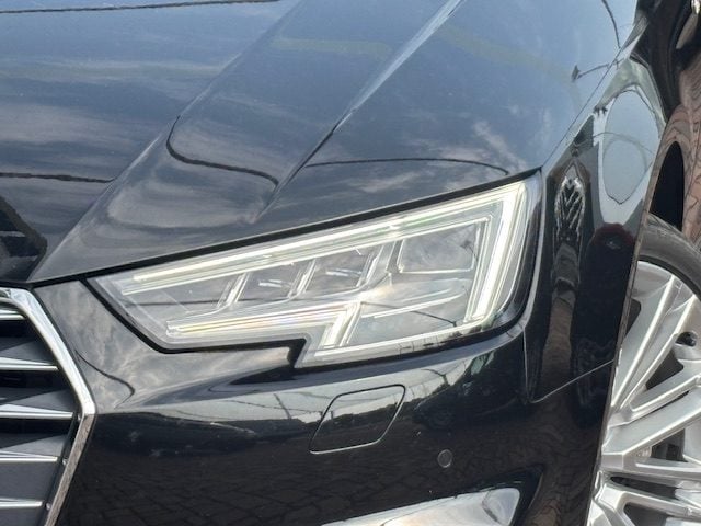Audi A4 Avant 2.0 TDI 150cv S tronic S line+tetto+matrix - foto 3 di 4
