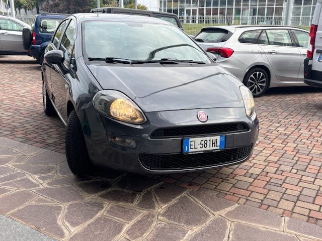 Fiat Punto 1.2 8V 5 porte Easy - foto 2 di 4